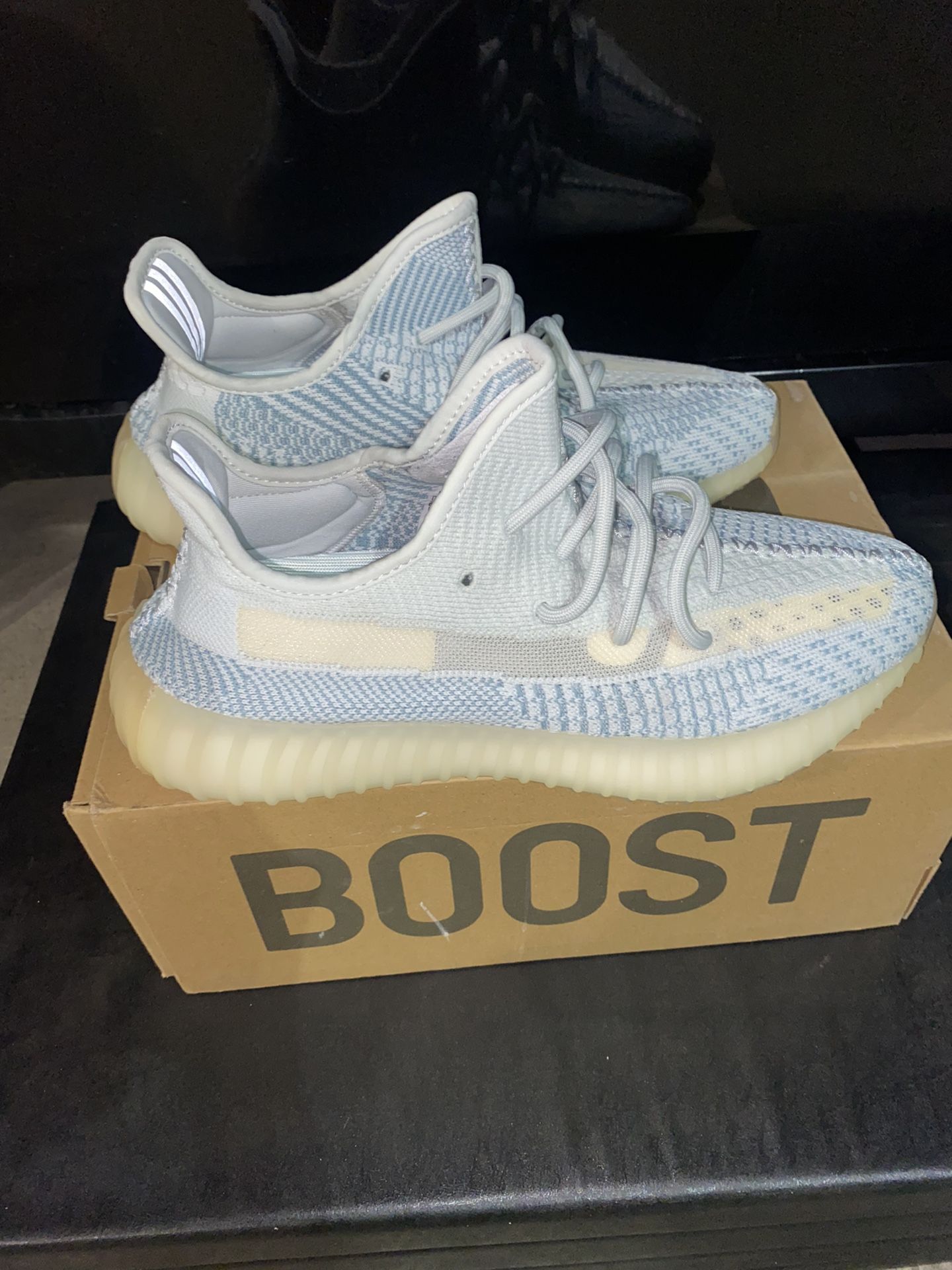 Yeezy Boost 350 Cloud White (non reflective) V2 Size Mens