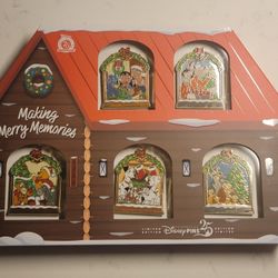 Disney Christmas Ginger Bread House 5 Pin Set With Chaser Stitch,  Goofy Movie. Pooh , Dalmatian And Lady And The Tramp 