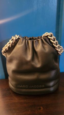 Marc Jacobs Black Leather Chain Bucket Bag