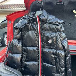 Moncler Black Puffer 