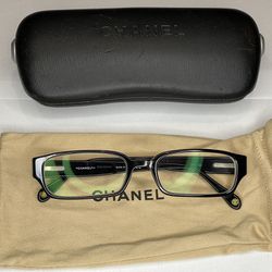Pre-owned Chanel Sunglasses  Chanel glasses, Chanel eyewear