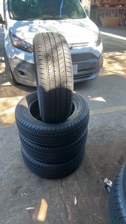 4 llantas 215-60-16 $300