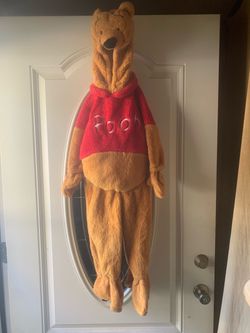 Child’s Winnie the Pooh costume