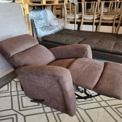 Howland Fabric Rocker Recliner – Like New