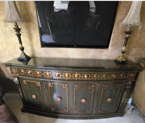Elegant Decorative Cabinet/side table