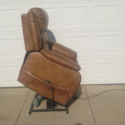 Power Lift Leather Recliner 