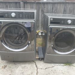 Laundry Machine And Dryer 