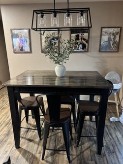Tall Dinner Table & Chairs