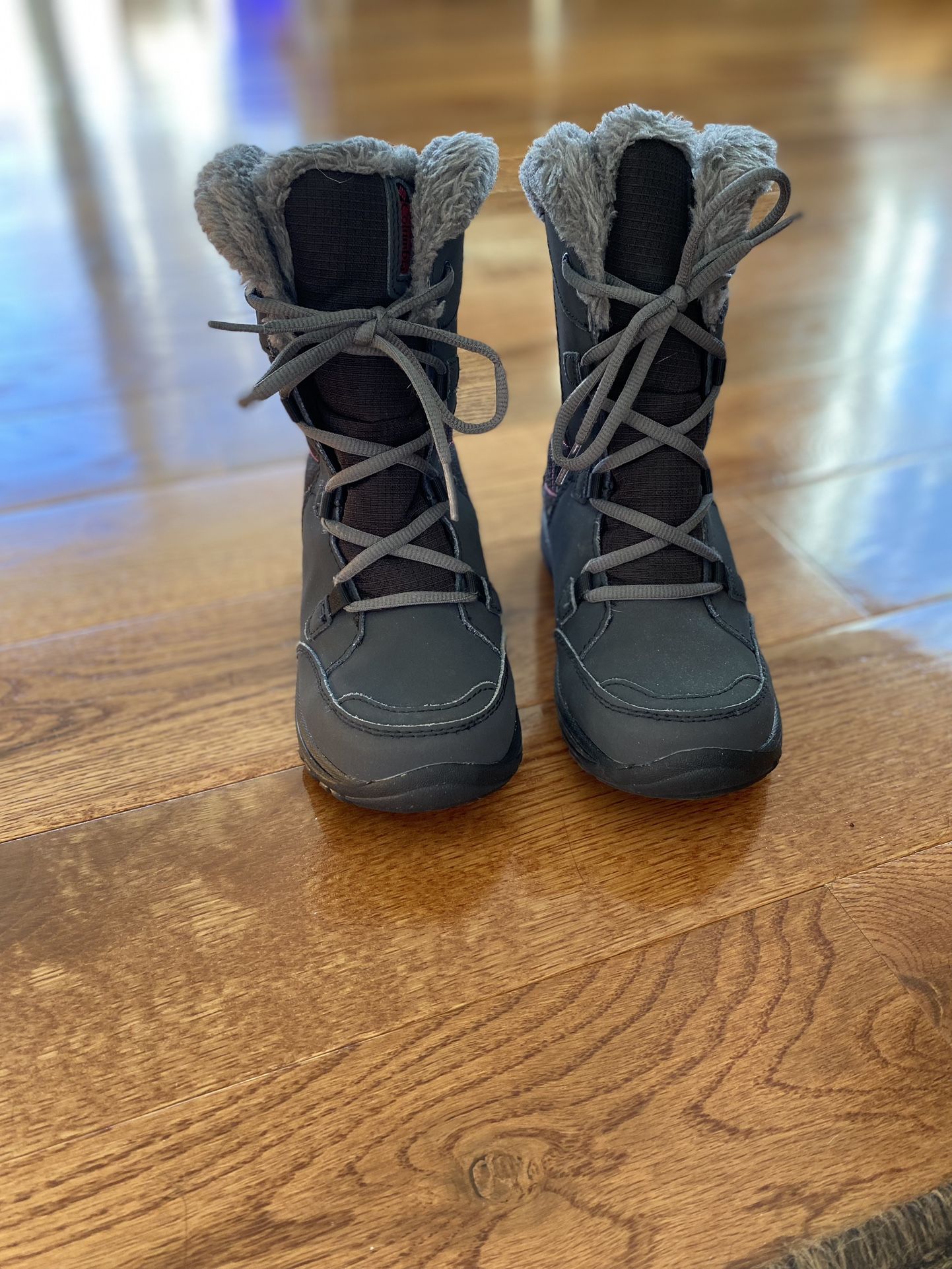 Columbia Girls Boots