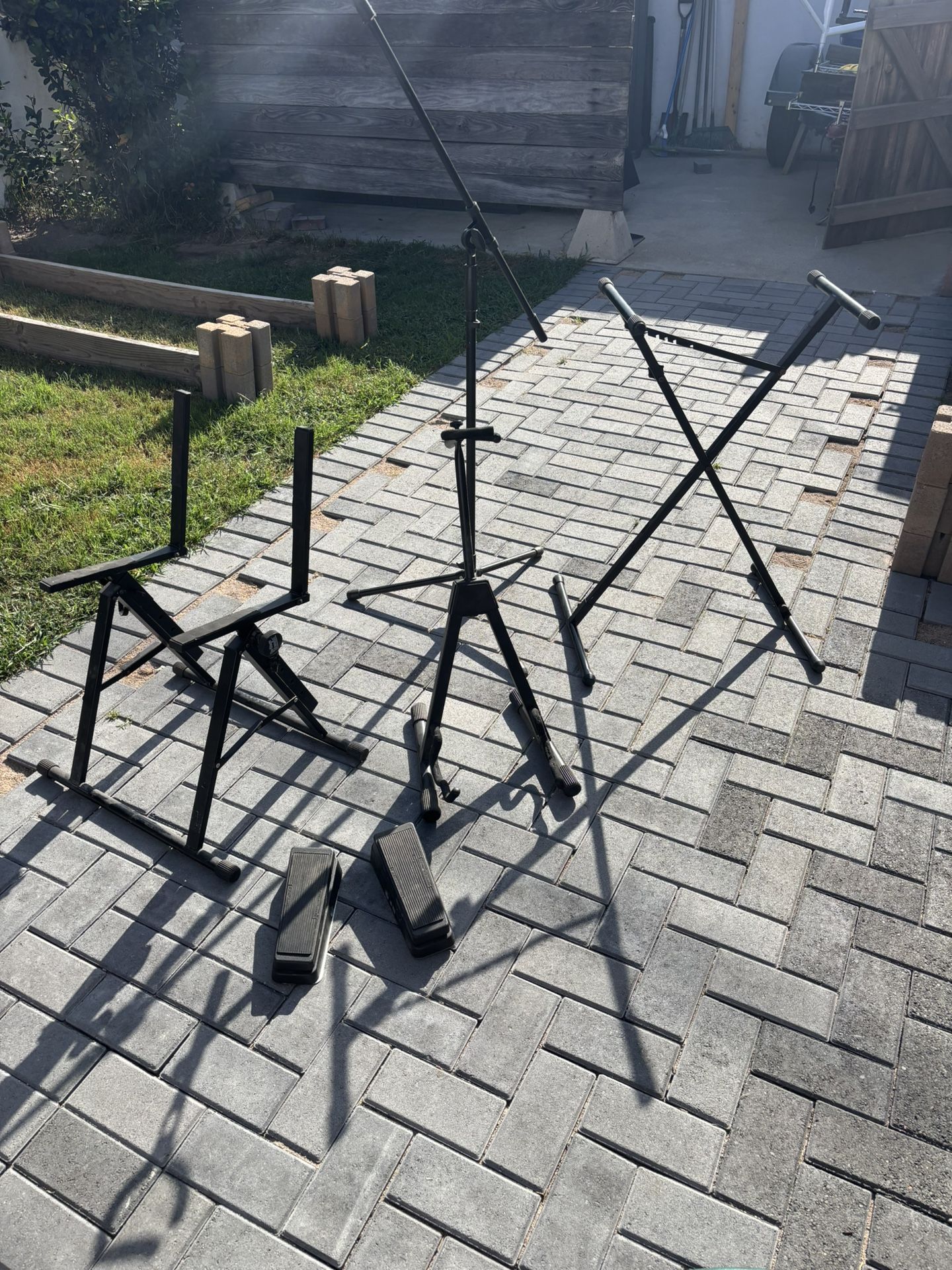 Miscellaneous Stands & Wha Pedals