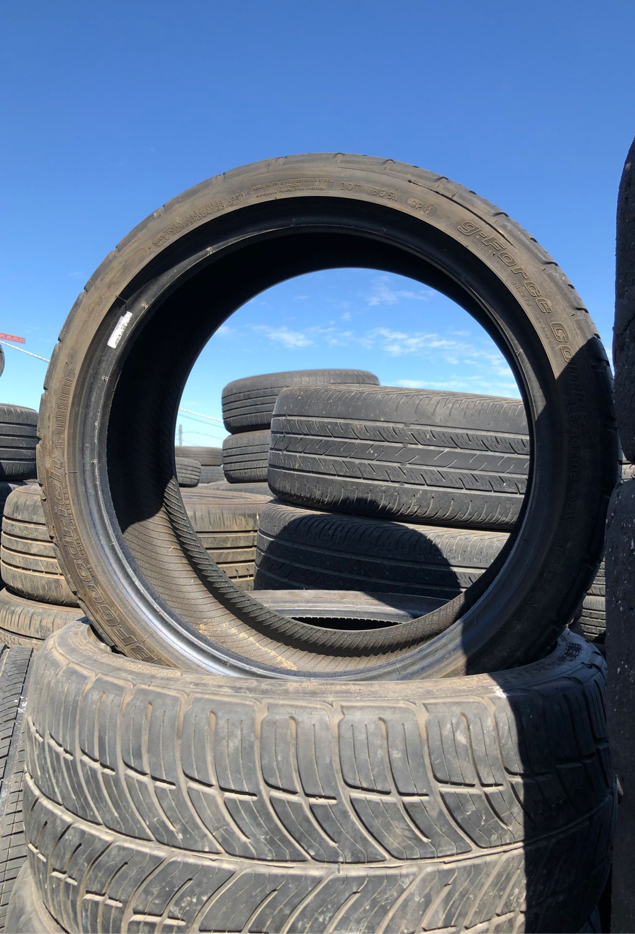 225/40ZR18 Bfgoodrich