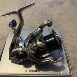 Shimano Stradic 2500HG Spinning Reel