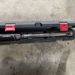 Husky. 3/8 in. Drive Torque Wrench 20 ft./Ibs. to 100 ft./lbs.