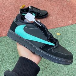Travis Scott x Air Jordan 1 Low