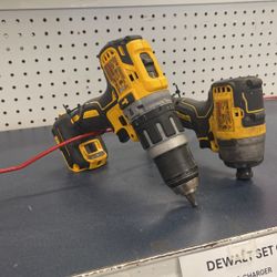 Dewalt Drill Set ‼️ASK FOR DIANA‼️