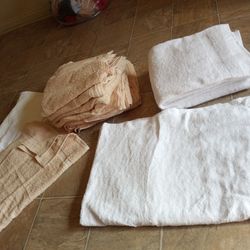 10 Tuallas Nuevas Blancas 3 Grandes Y Beige Son Siete Medianas 