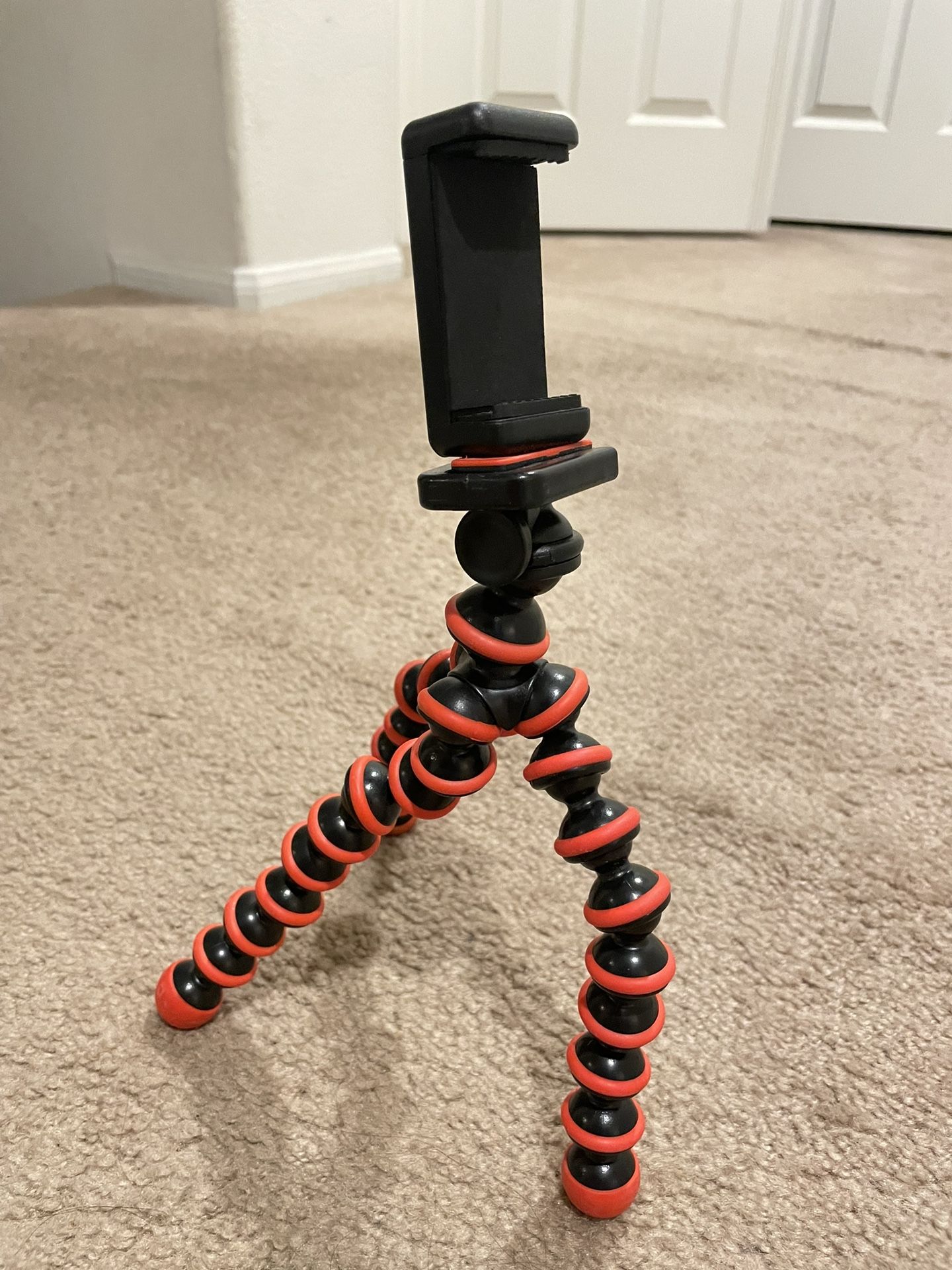 Tripod For Phones.