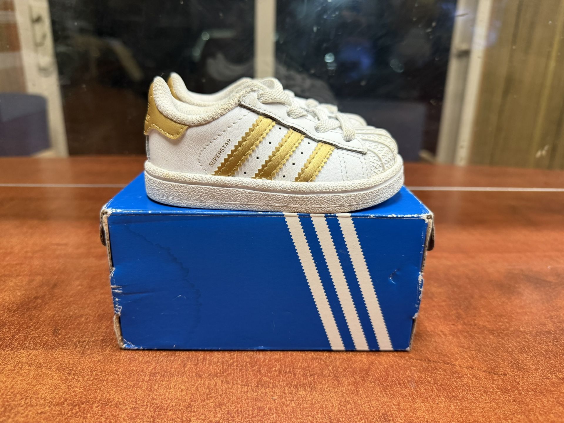 Adidas Superstar 1 4K