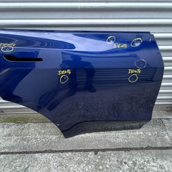 Tesla Model Y Passenger  Side Rear Door Shell 2020 - 2026 Used Oem Original