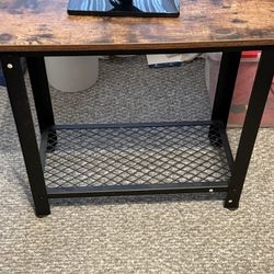 2 End Tables 