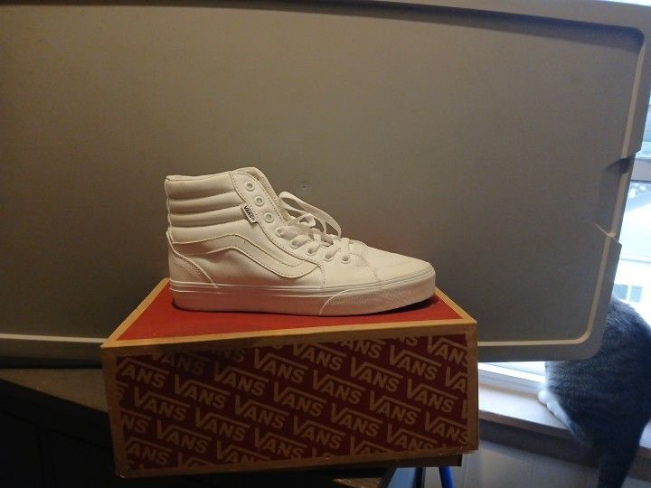 Vans (Womens) White 8.5 