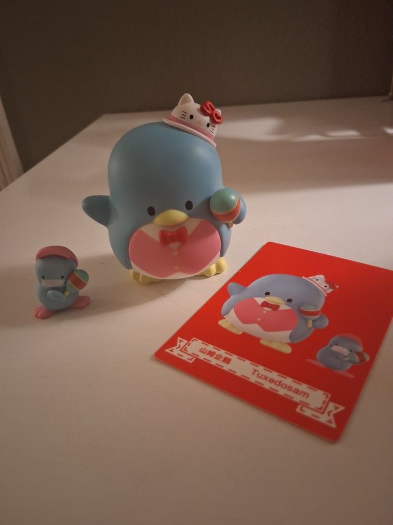 Hello Kitty Figurine