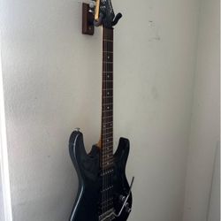 Samick Super Strat style guitar Green