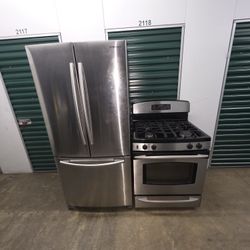 Refrigerator and Stove Set