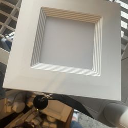 Squared Recessed Light (24 Units)