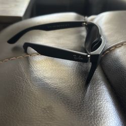 Ray-Ban Polarized Sunglasses – Excellent Condition