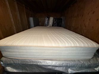 Ethical Mattress 10” Toxin-Free Hybrid Queen