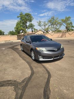 2014 toyota camry SE