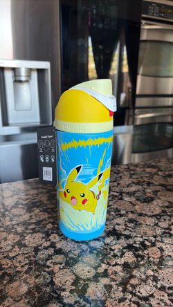 Owala FreeSip Pokémon Pikachu Water Bottle