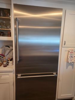 Thermador 36" built in refrigerator ss