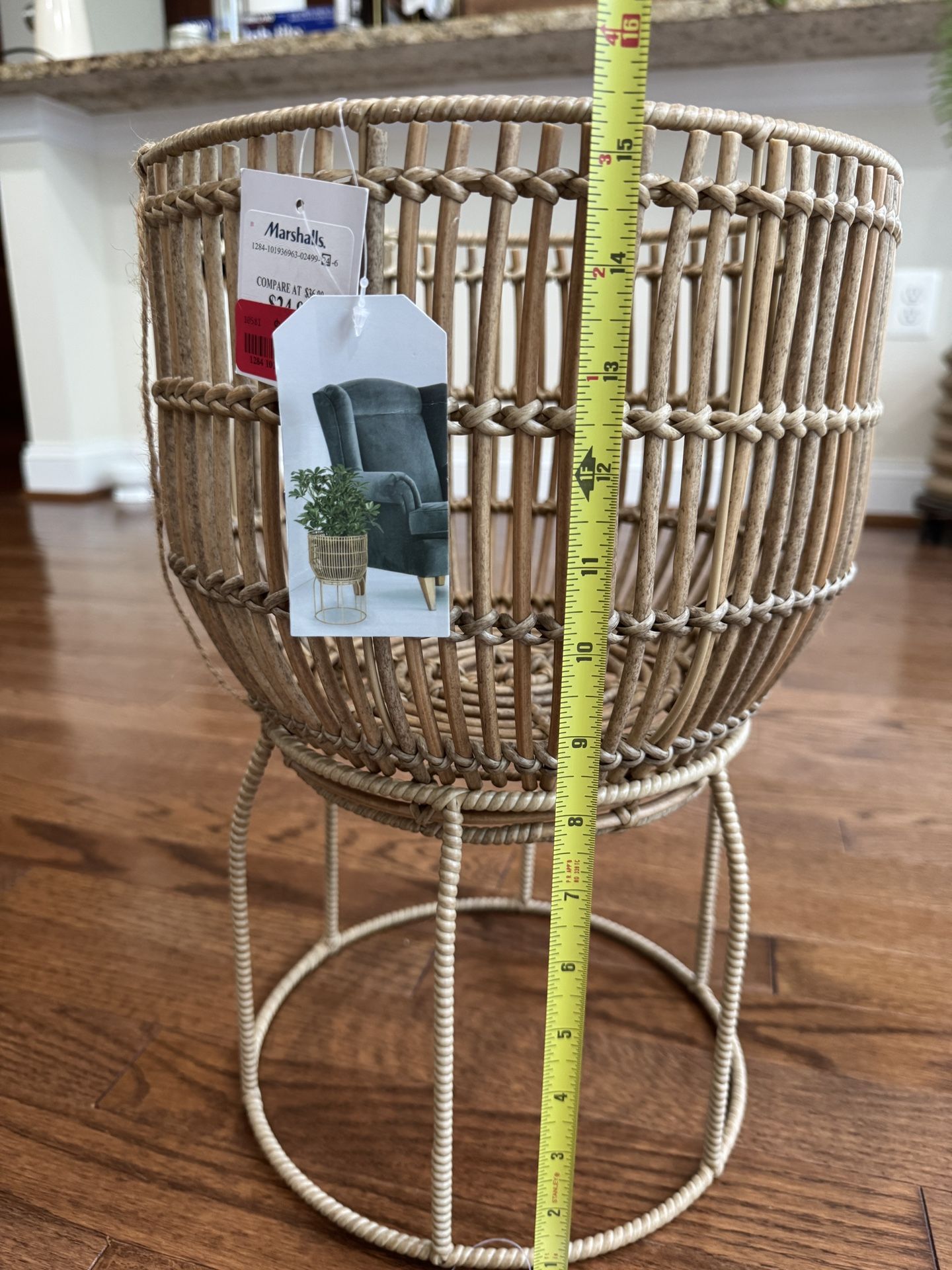 Metal Plant Stand With Rattan Wrapping