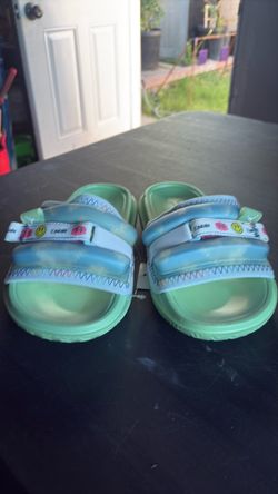 Kids slip ons