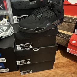 Jordan Black Cat 🐈‍⬛ Retro 4s  Size 9-12 available 