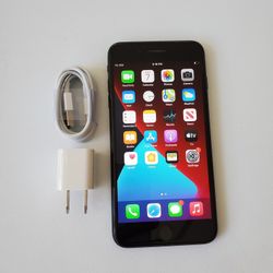 iPhone 7 Plus 128gb - UNLOCKED - Like New 
