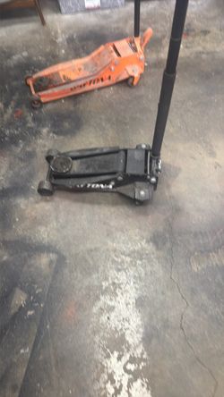 Daytona car jack
