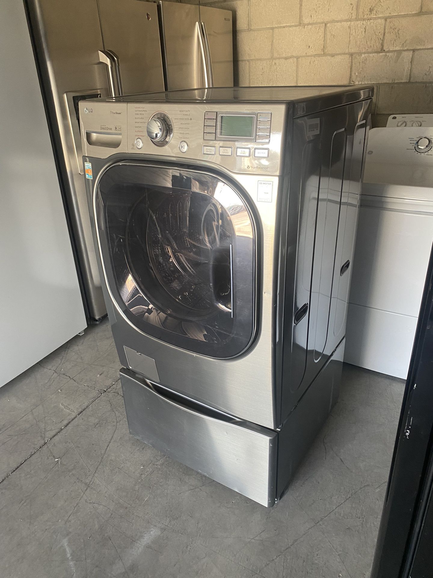 Nice LG Front Load Washer Working Great 3 Months Warranty Free Delivery And Installation 