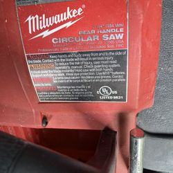 Milwaukee m18 Circular Saw 