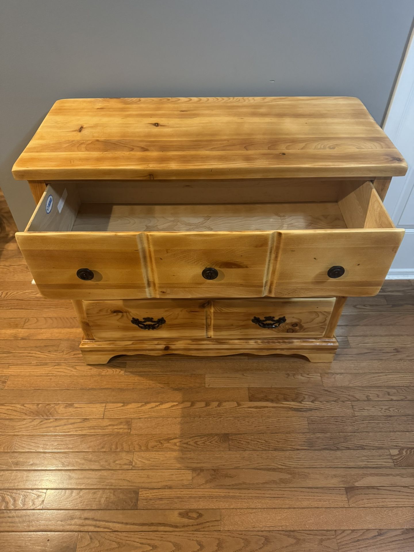 Refurbished Dresser/Nightstand/Drawer