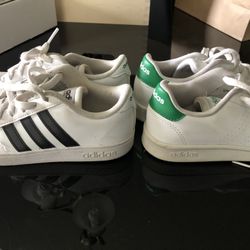 Boys Size 1 Adidas 