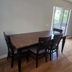 Ethan Allen dining table with extra leaf & 4 chairs