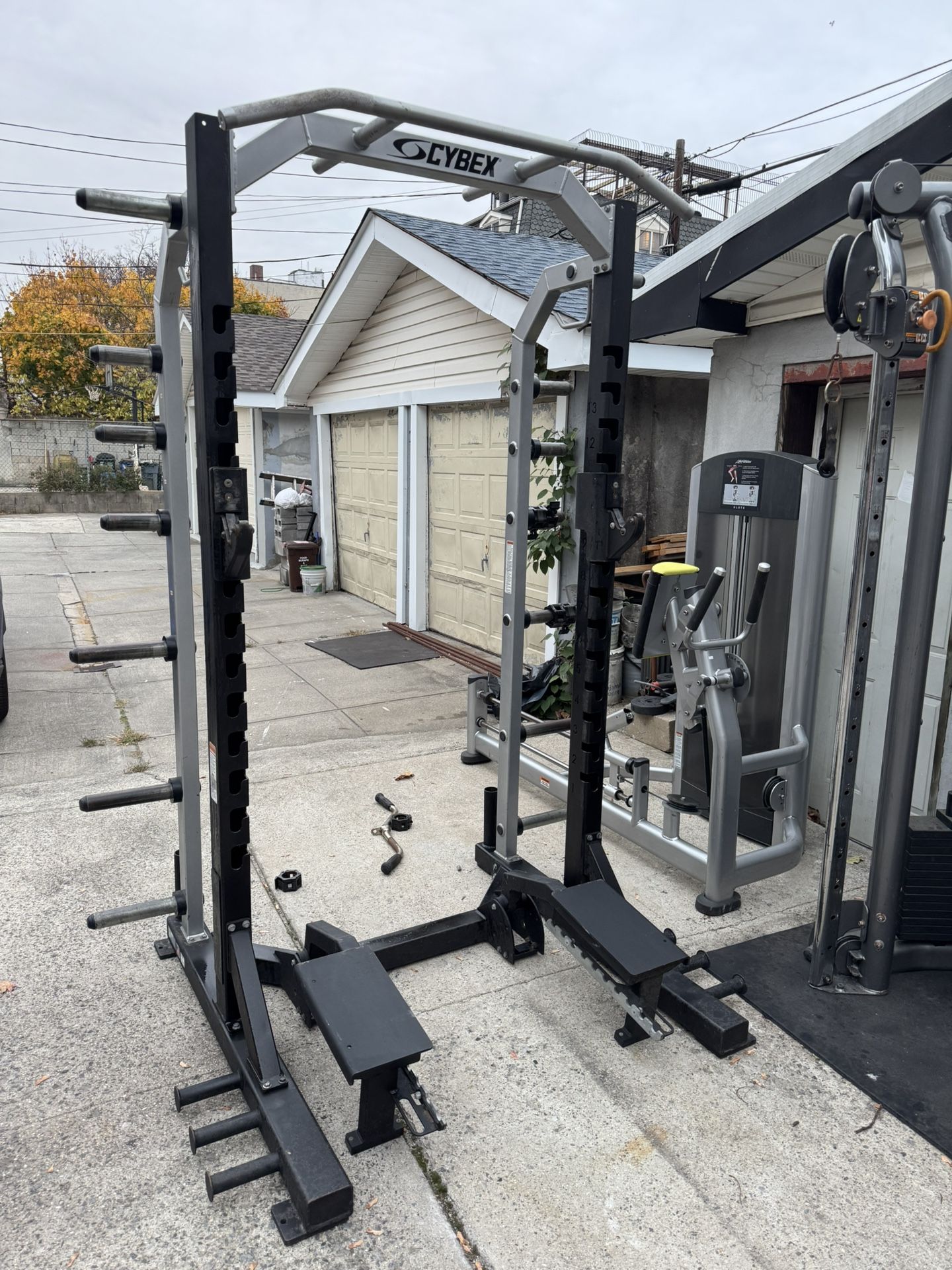 Precor Half Rack