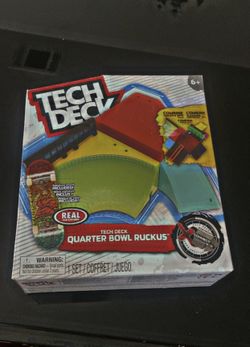Tech Deck Quarter Bowl Ruckus X-Connect Park Creator Set