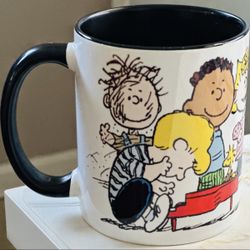 Peanuts 12 Oz Mug