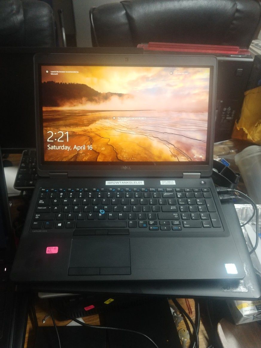 Beautiful Refurbished Dell 15" Laptop