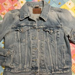 Denim Levi’s Jackets Women’s Small 