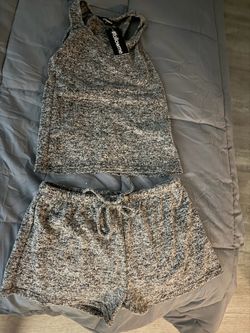 New Women short/tank set size small